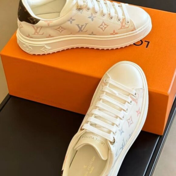 Louis Vuitton Time Out Sneakers Size 39 - Picture 2 of 6